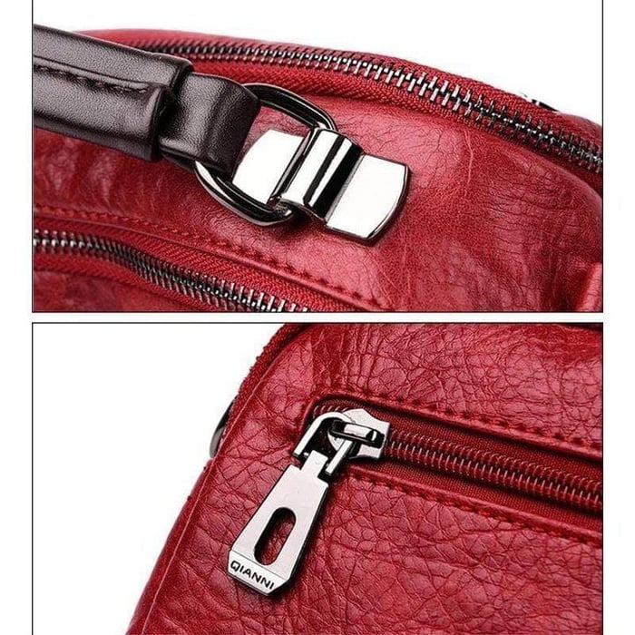 Finbjorg  Small and versatile bag in golden cognac shade
