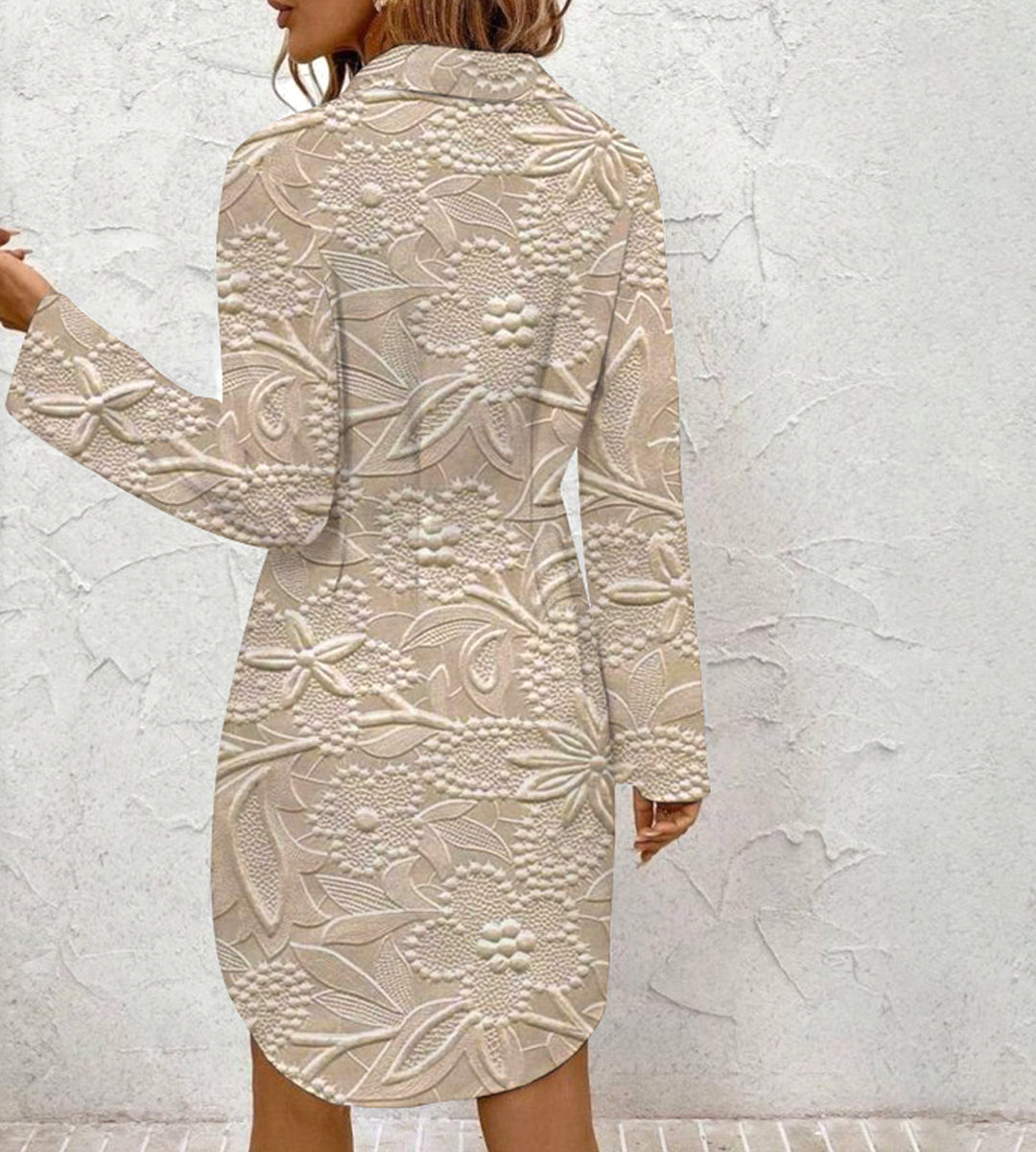 Modern mini dress with khaki print and sleeves
