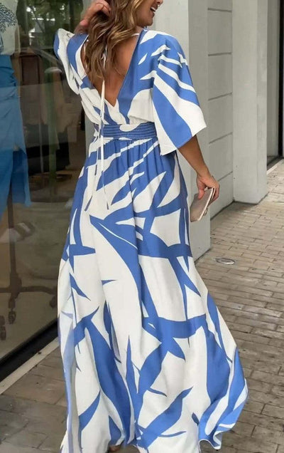 Maxi dress with 3/4 sleeves in blue pattern