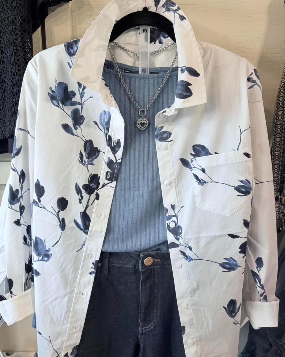 Shirt with Long Sleeves