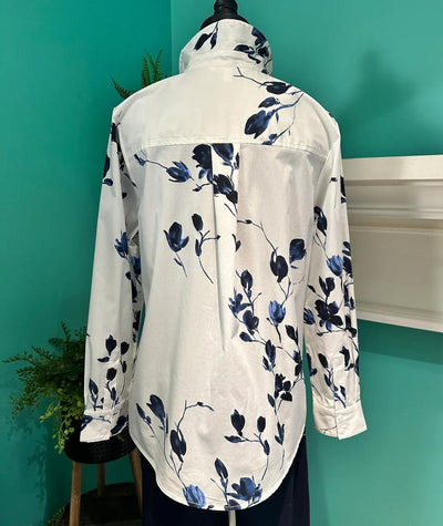 Shirt with Long Sleeves