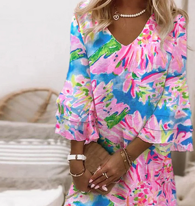 Mini dress with bell sleeves in sweet pink