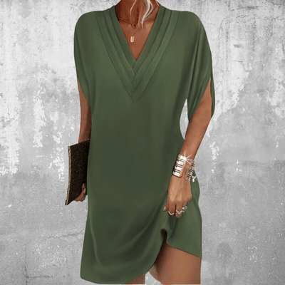 Mia  Effortless Elegance Shift Dress