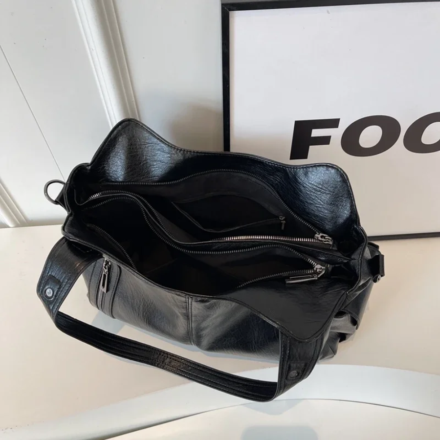 Dakota Shoulder Bag