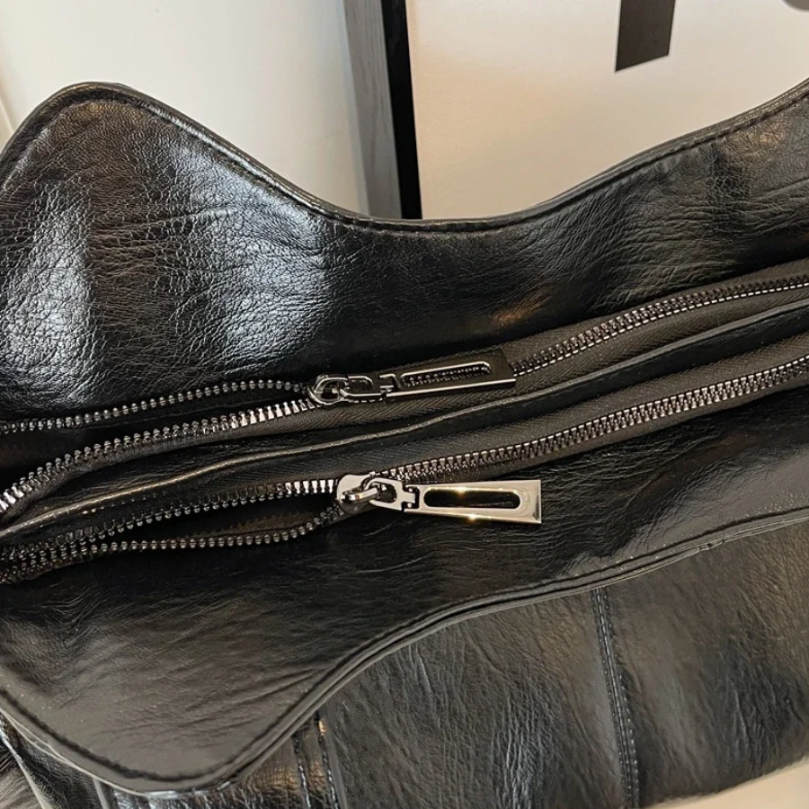 Dakota Shoulder Bag