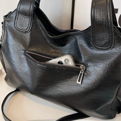 Dakota Shoulder Bag
