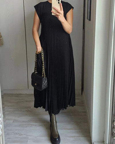 Norit  Maxi Dress with Pleats