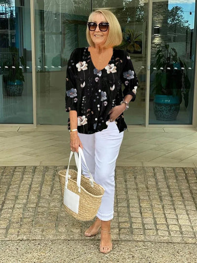 Evelyn Elegant Shirt with Flowers
