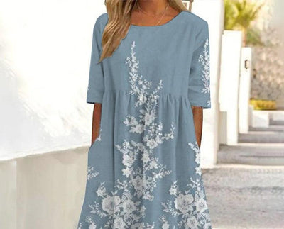 Blue midi dress with round neck and short sleeves