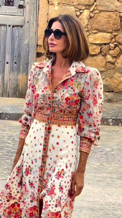 Maxi dresses with elegant floral print