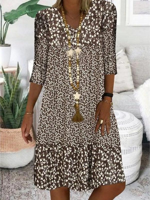Mini dress in wild print in brown and white