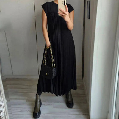 Leviana™ | Pleated Maxi Dress