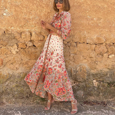 Maxi dresses with elegant floral print