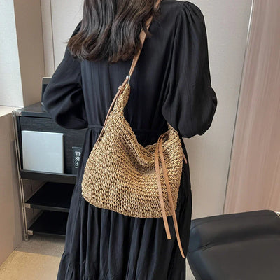 Arnljot  Structured Shoulder Bag in Woven Style