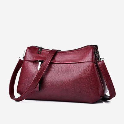 Hallgerd Elegant shoulder bag with timeless style